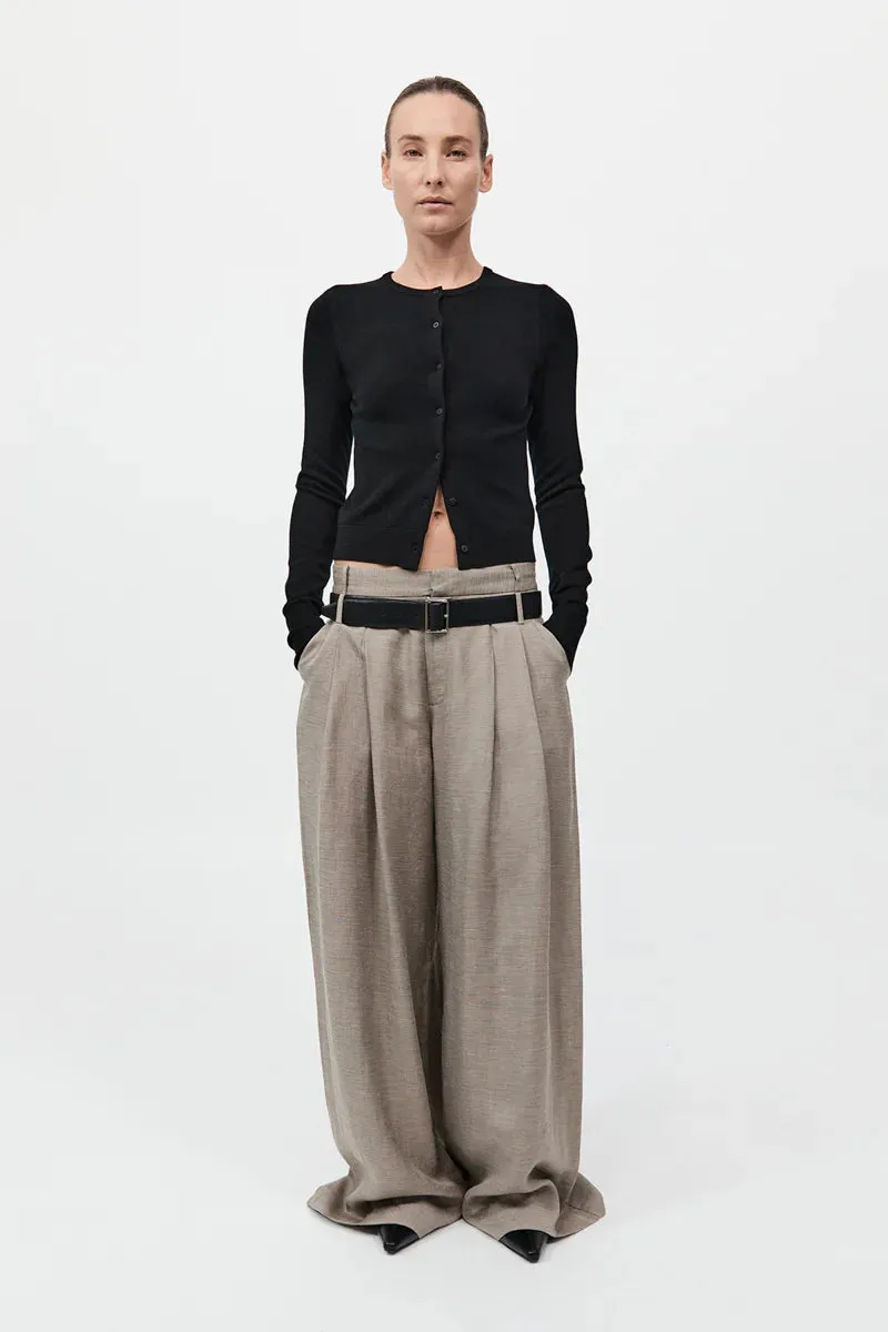 Classic Cardigan in Black