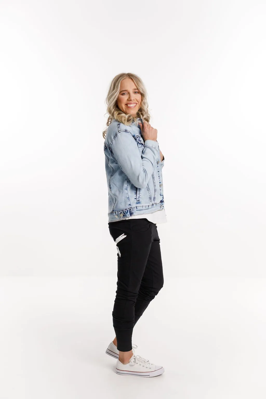 CLASSIC DENIM JACKET SNOW WASH