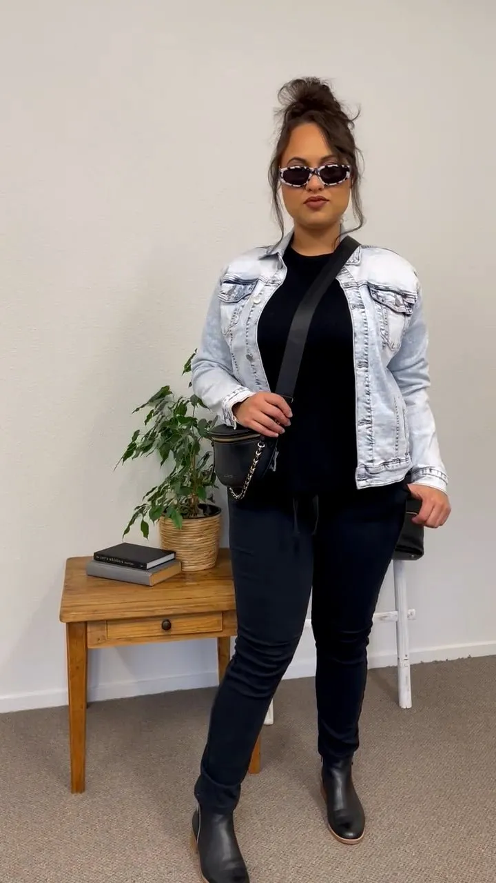 CLASSIC DENIM JACKET SNOW WASH