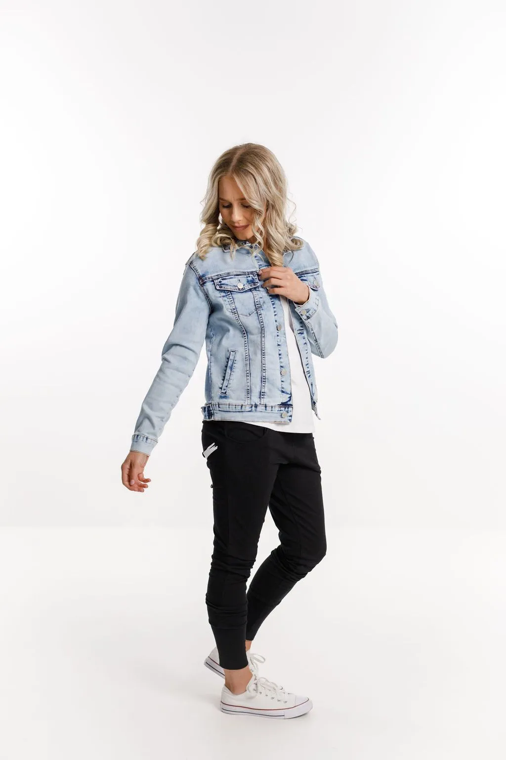 CLASSIC DENIM JACKET SNOW WASH