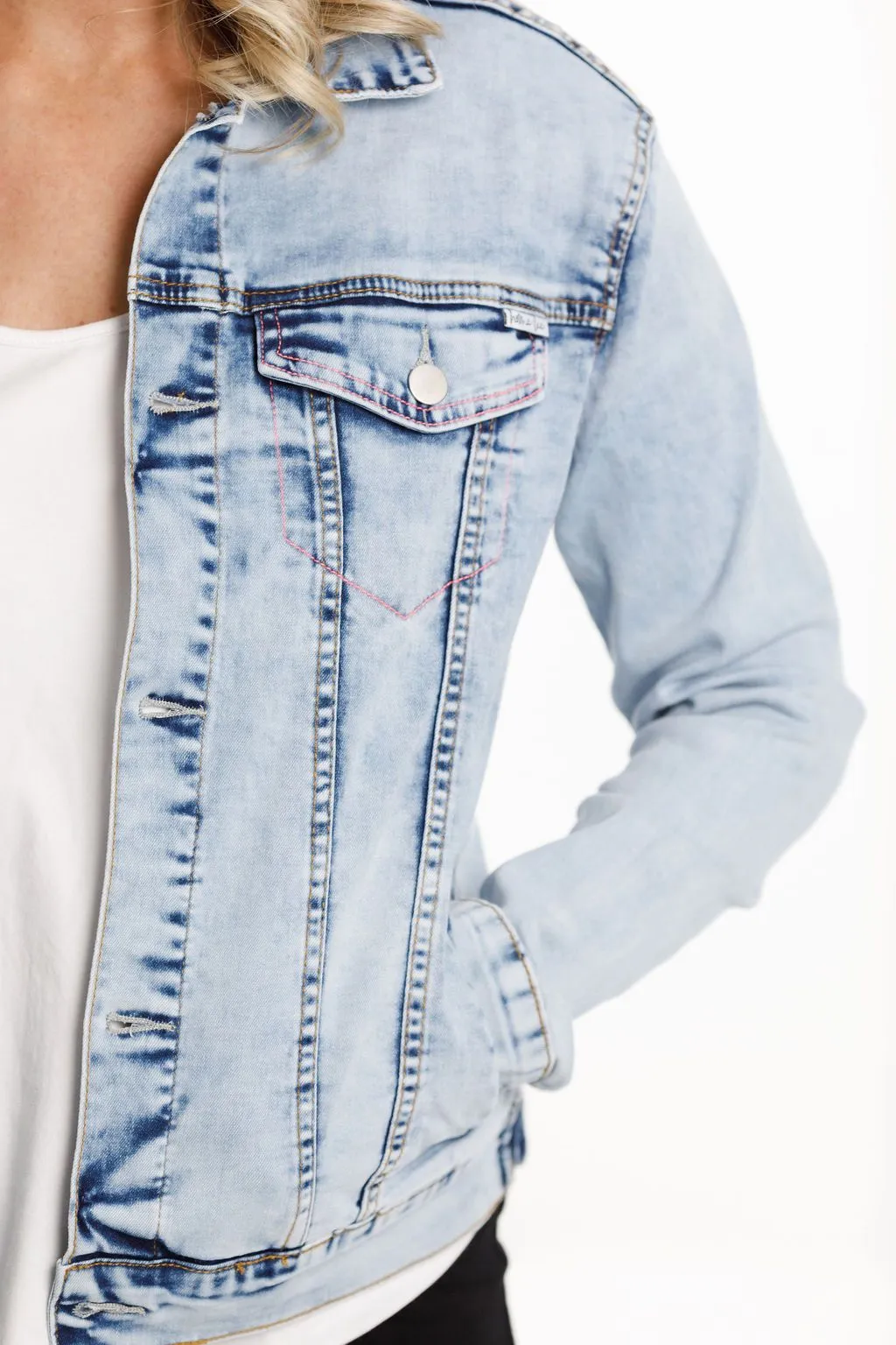 CLASSIC DENIM JACKET SNOW WASH
