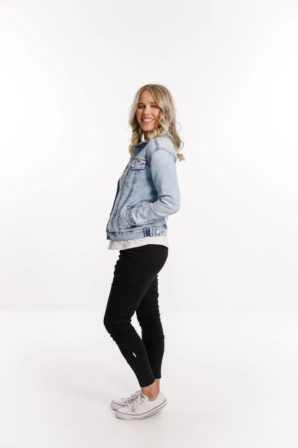 CLASSIC DENIM JACKET SNOW WASH
