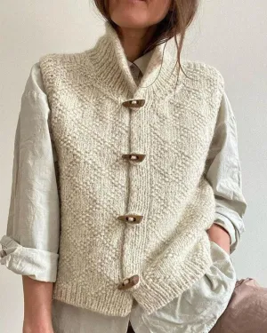 IVY - Classic Sleeveless Cardigan